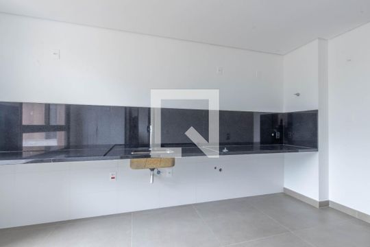 Cozinha de apartamento à venda com 4 quartos, 142m² em Vila das Flores, Nova Lima
