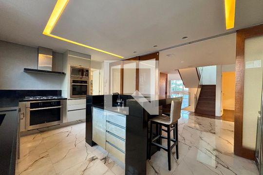 Cozinha americana de apartamento à venda com 4 quartos, 415m² em Ipanema, Rio de Janeiro