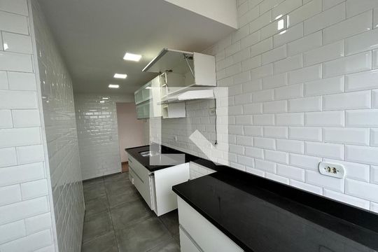 Cozinha de apartamento à venda com 2 quartos, 55m² em Piedade, Rio de Janeiro