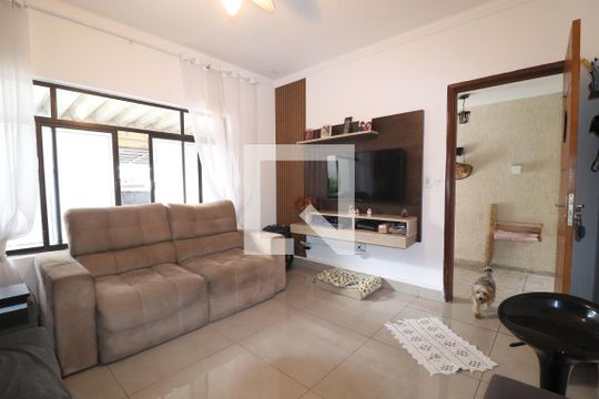 Sala de casa à venda com 4 quartos, 189m² em Vila Floresta, Santo André