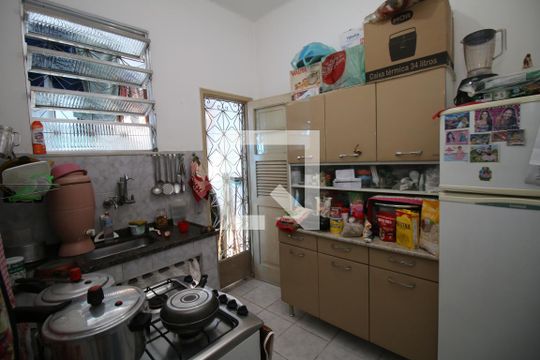 Cozinha de casa à venda com 1 quarto, 120m² em Olaria, Rio de Janeiro