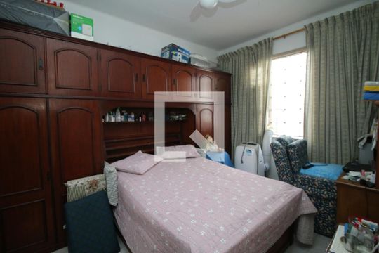 Quarto de casa à venda com 1 quarto, 120m² em Olaria, Rio de Janeiro