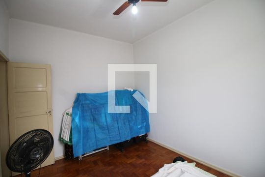 Quarto de apartamento à venda com 1 quarto, 120m² em Olaria, Rio de Janeiro