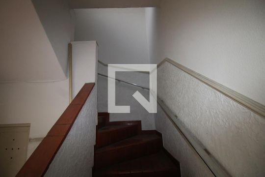 Acesso de apartamento à venda com 1 quarto, 120m² em Olaria, Rio de Janeiro
