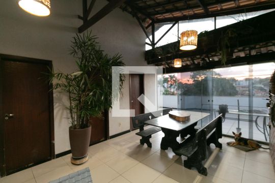 Área Privativa de apartamento à venda com 4 quartos, 176m² em Copacabana, Belo Horizonte