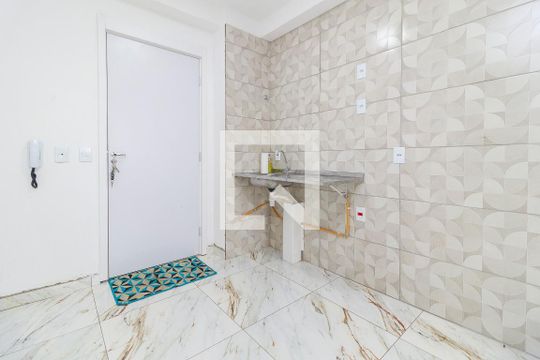 Sala/Cozinha de apartamento para alugar com 2 quartos, 37m² em Jardim São Luís, São Paulo