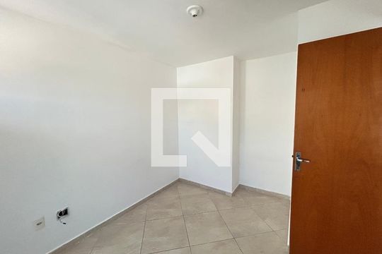 Quarto 1 de casa para alugar com 3 quartos, 80m² em Bento Ribeiro, Rio de Janeiro