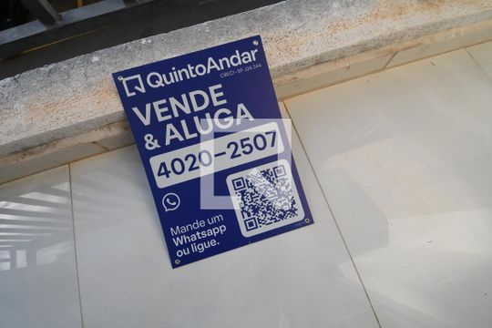 Placa de apartamento para alugar com 3 quartos, 78m² em Jardim Myrian Moreira da Costa, Campinas