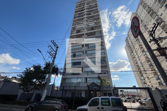 Fachada de apartamento para alugar com 2 quartos, 46m² em Vila Invernada, São Paulo