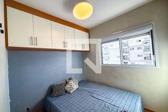 Quarto 1 de apartamento para alugar com 2 quartos, 46m² em Vila Invernada, São Paulo