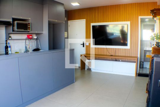 Sala de apartamento para alugar com 2 quartos, 46m² em Vila Invernada, São Paulo