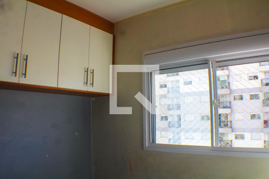 Quarto 1 de apartamento para alugar com 2 quartos, 46m² em Vila Invernada, São Paulo