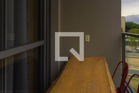 Varanda de kitnet/studio à venda com 1 quarto, 28m² em Jardim das Acacias, São Paulo