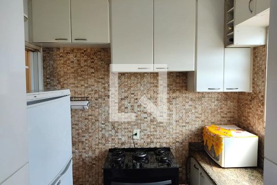 Cozinha  de apartamento à venda com 3 quartos, 75m² em Eldorado, Contagem