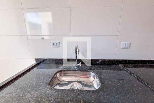 Sala/Cozinha de apartamento para alugar com 3 quartos, 75m² em Vila Dalila, São Paulo
