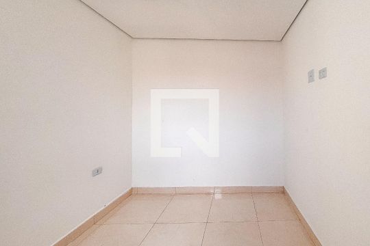Quarto 2 de apartamento para alugar com 2 quartos, 50m² em Vila Dalila, São Paulo