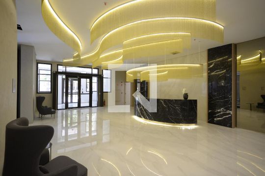 Hall de Entrada de kitnet/studio para alugar com 1 quarto, 30m² em Chácara Klabin, São Paulo
