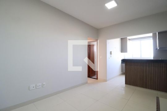 Sala de apartamento para alugar com 2 quartos, 64m² em Jaraguá, Uberlândia