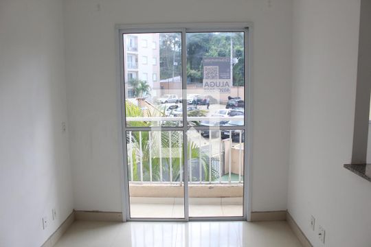 Sala de apartamento para alugar com 2 quartos, 47m² em Jardim Isis, Cotia