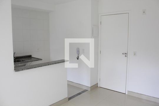 Apartamento para alugar com 2 quartos, 47m² em Jardim Isis, Cotia