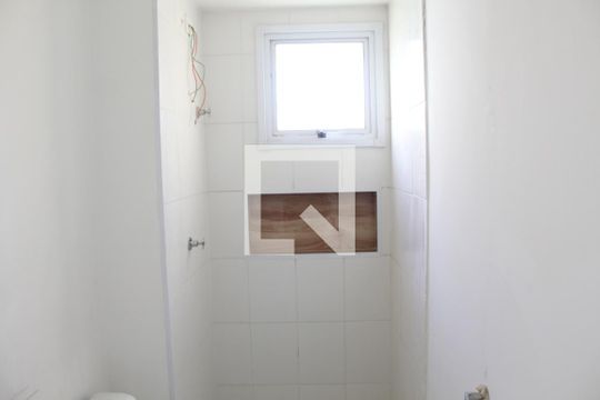 Banheiro de apartamento para alugar com 2 quartos, 47m² em Jardim Isis, Cotia