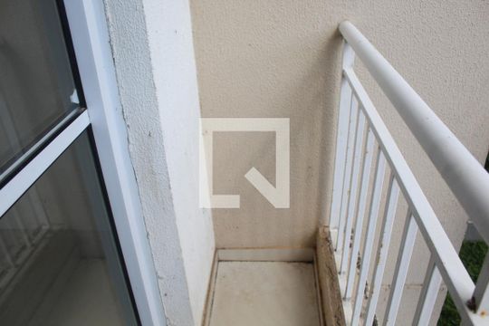 Varanda de apartamento para alugar com 2 quartos, 47m² em Jardim Isis, Cotia