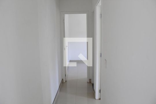 Corredor de apartamento para alugar com 2 quartos, 47m² em Jardim Isis, Cotia