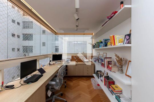 Escritório de apartamento à venda com 4 quartos, 240m² em Santa Cecilia, São Paulo