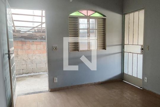 Sala de casa para alugar com 2 quartos, 400m² em Canadá, Contagem