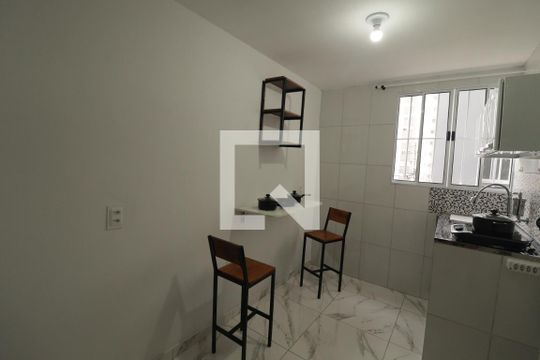 Cozinha e Área de Serviço de kitnet/studio para alugar com 1 quarto, 70m² em Jardim Itália, Várzea Paulista