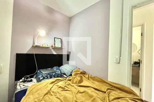 Quarto de apartamento à venda com 1 quarto, 29m² em Vila Guarani (zona Sul), São Paulo
