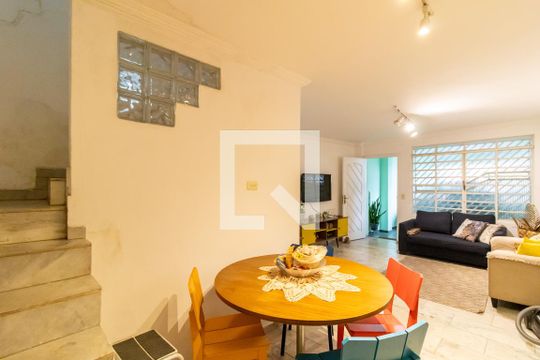 Sala de casa à venda com 3 quartos, 122m² em Gopouva, Guarulhos