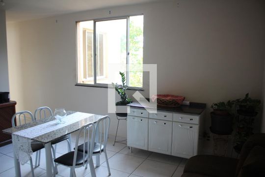 Sala de apartamento à venda com 3 quartos, 56m² em Beatriz, Contagem
