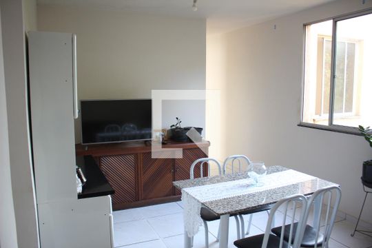 Sala de apartamento à venda com 3 quartos, 56m² em Beatriz, Contagem