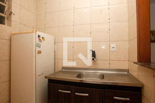 Cozinha de kitnet/studio à venda com 1 quarto, 44m² em Farroupilha, Porto Alegre