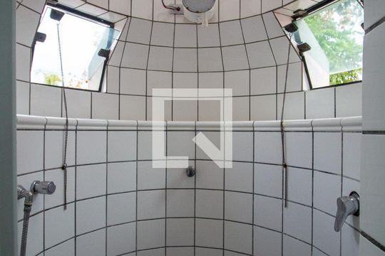 Banheiro da Suíte 2 de casa para alugar com 5 quartos, 589m² em Parque Campolim, Sorocaba