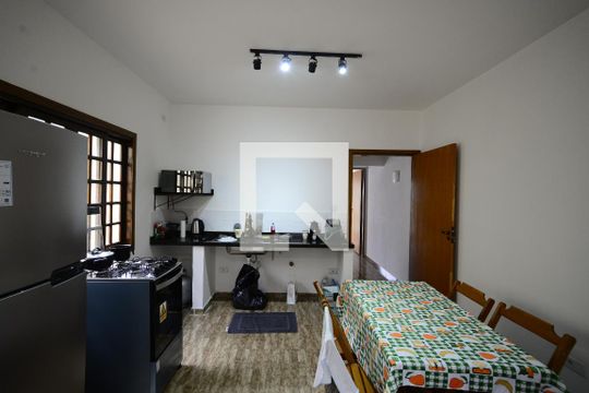 Sala/Cozinha de casa para alugar com 1 quarto, 100m² em Bosque da Saúde, São Paulo