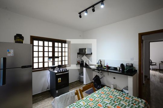 Sala/Cozinha de casa para alugar com 1 quarto, 100m² em Bosque da Saúde, São Paulo