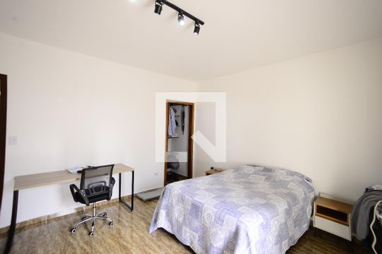 Quarto de casa para alugar com 1 quarto, 100m² em Bosque da Saúde, São Paulo