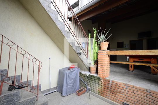 Área de Serviço de casa para alugar com 1 quarto, 100m² em Bosque da Saúde, São Paulo