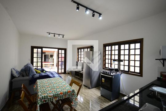 Sala/Cozinha de casa para alugar com 1 quarto, 100m² em Bosque da Saúde, São Paulo