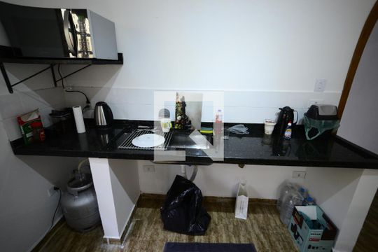Sala/Cozinha de casa para alugar com 1 quarto, 100m² em Bosque da Saúde, São Paulo
