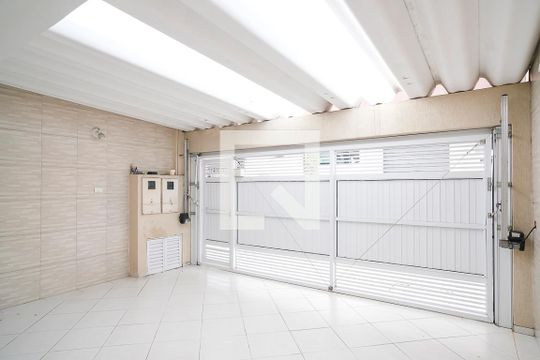 Garagem de casa à venda com 4 quartos, 130m² em Santa Maria, São Caetano do Sul