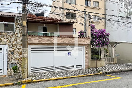 Fachada + plaquinha de casa à venda com 4 quartos, 130m² em Santa Maria, São Caetano do Sul
