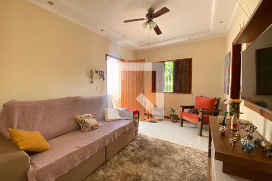 Sala de casa à venda com 3 quartos, 156m² em Todos Os Santos, Rio de Janeiro