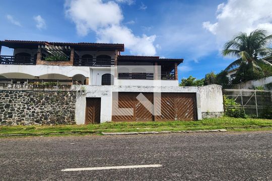 Fachada da Casa de casa para alugar com 7 quartos, 800m² em Itaigara, Salvador