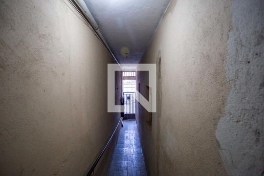 Área comum de casa para alugar com 1 quarto, 45m² em Piraporinha, Diadema