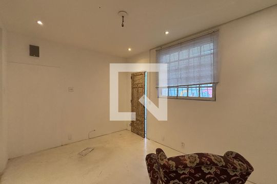 Sala 2 de casa para alugar com 6 quartos, 262m² em Gávea, Rio de Janeiro