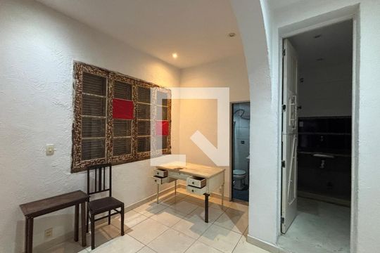 Sala 3 de casa para alugar com 6 quartos, 262m² em Gávea, Rio de Janeiro