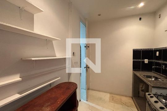 Cozinha 1 de casa à venda com 6 quartos, 262m² em Gávea, Rio de Janeiro